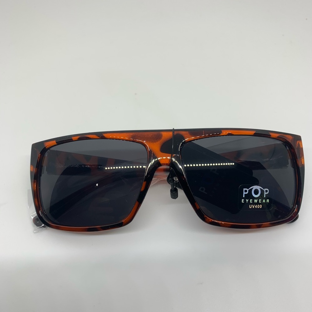 Pop eyewear